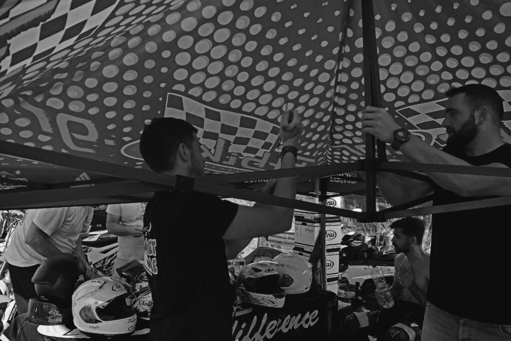 Set up the Tent of PitbikeGr