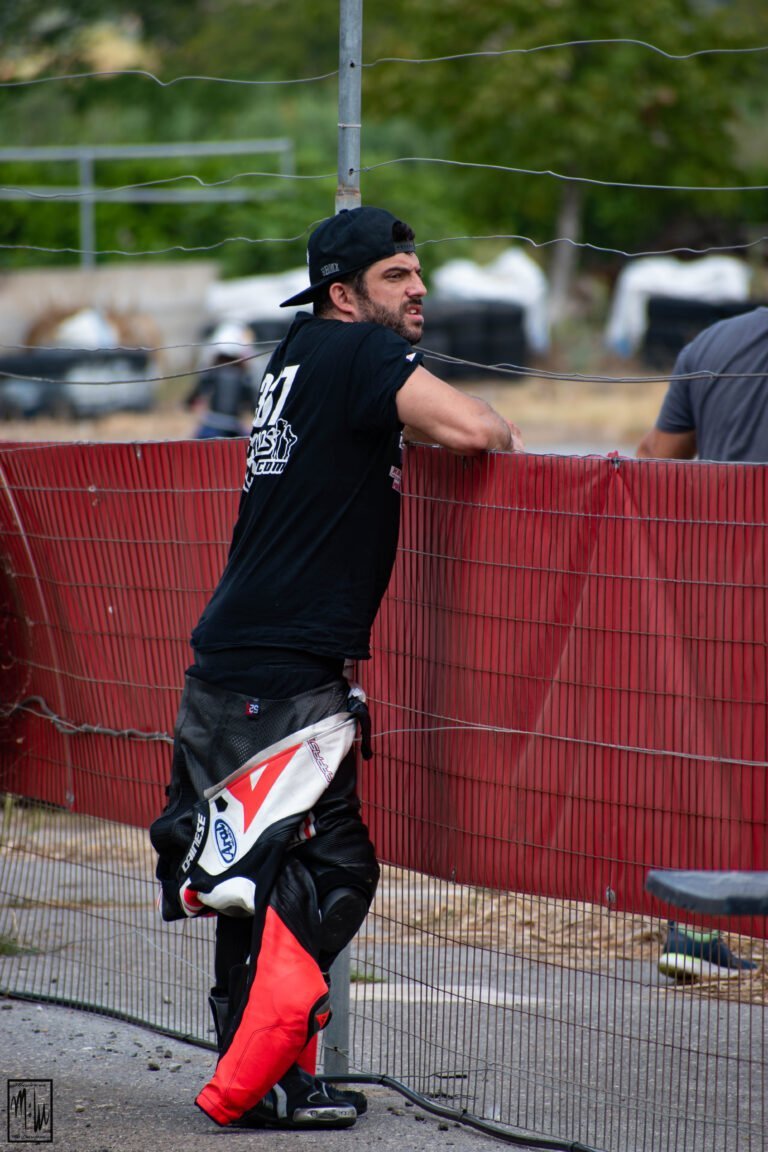 Rider watch the race
